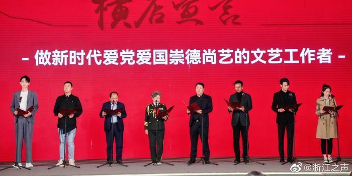 飞夺泸定桥时,敌军为何只拆木板而不炸桥?杨成武含泪道出实情